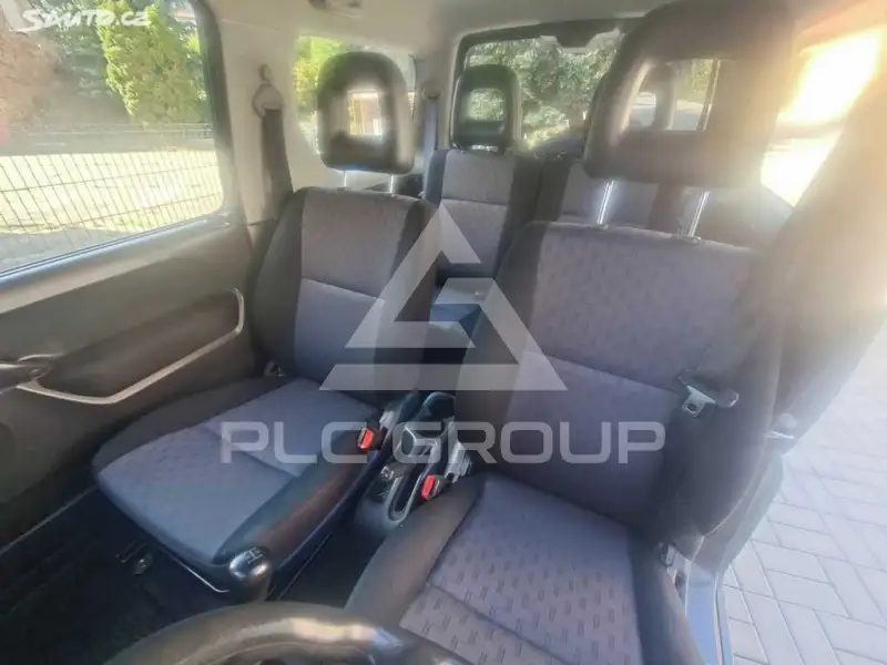 2010 Suzuki Jimny