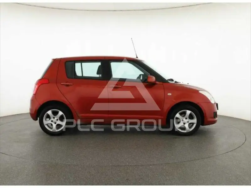 2010 Suzuki SWIFT