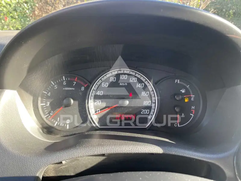 2010 Suzuki SWIFT