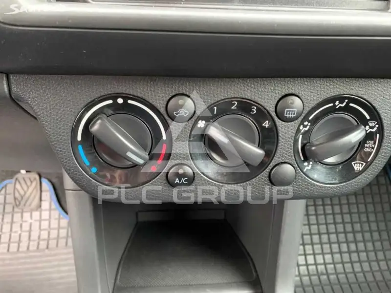 2010 Suzuki SWIFT