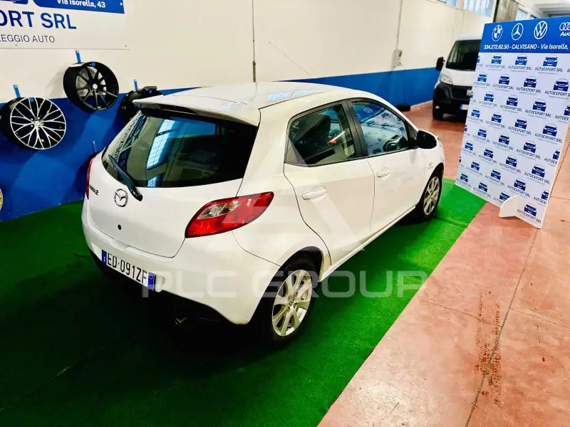 2010 Mazda 2