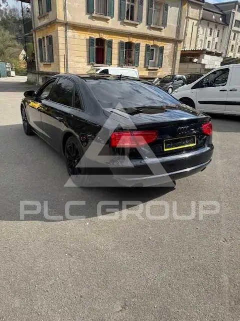 2010 Audi A8
