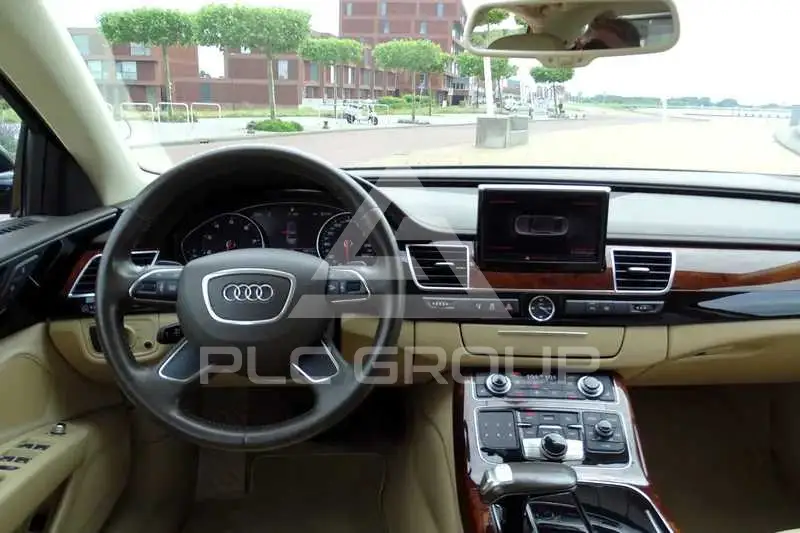 2010 Audi A8