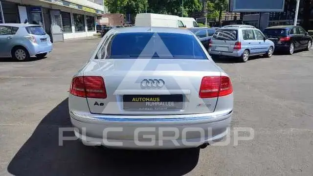 2010 Audi A8