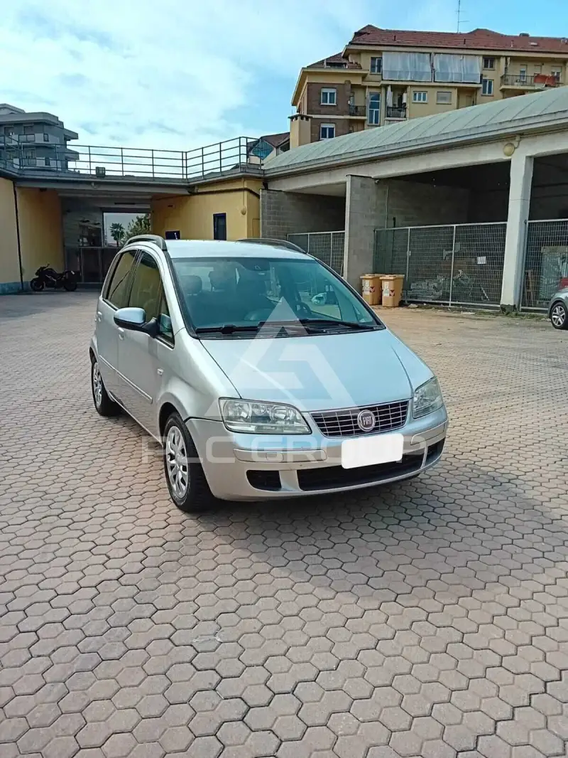 2010 Fiat Idea