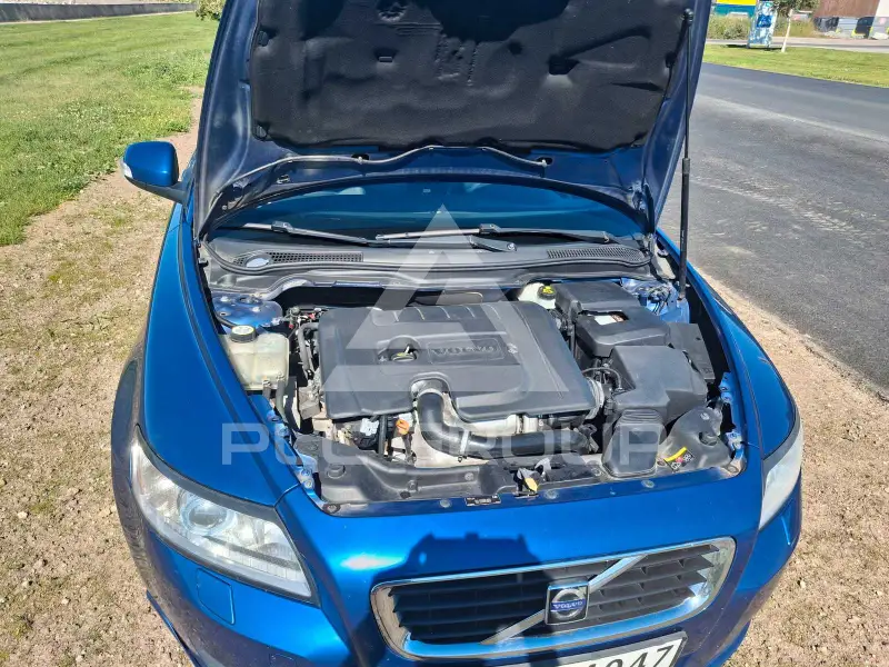 2010 Volvo V50