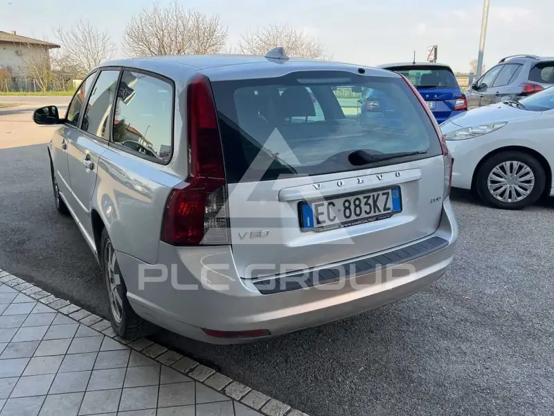 2010 Volvo V50