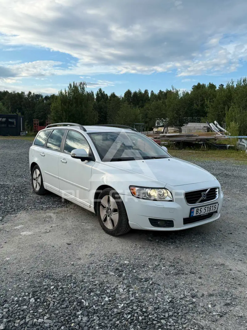 2010 Volvo V50