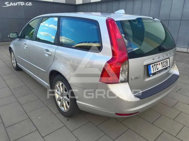 2010 Volvo V50