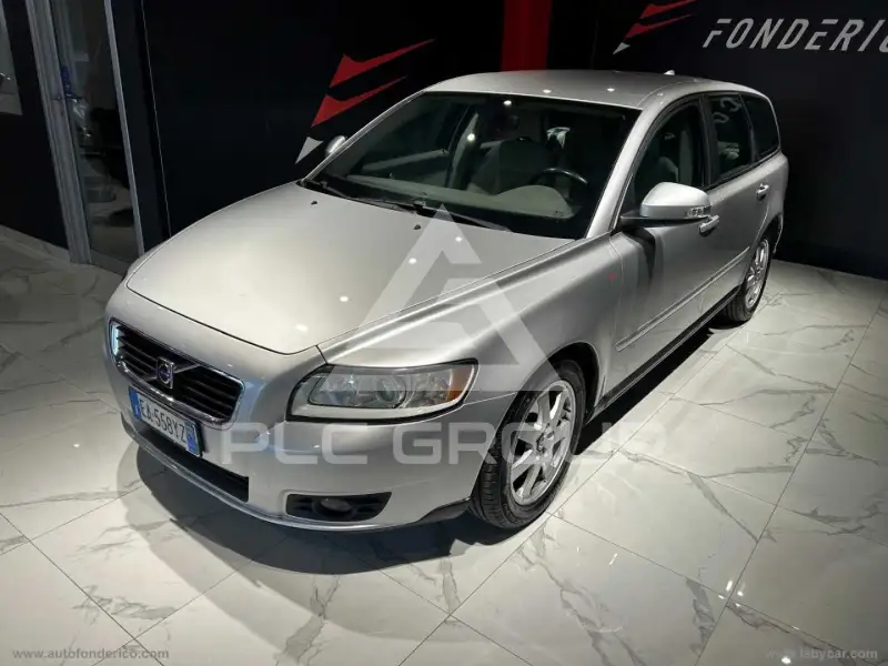 2010 Volvo V50