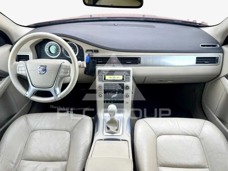 2010 Volvo V70