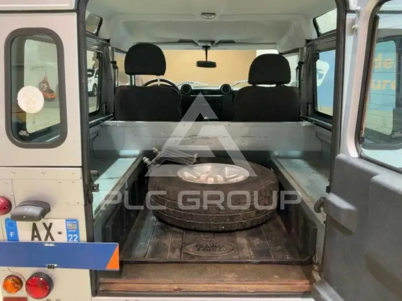 2010 Land Rover DEFENDER