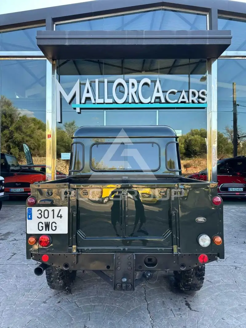 2010 Land Rover DEFENDER