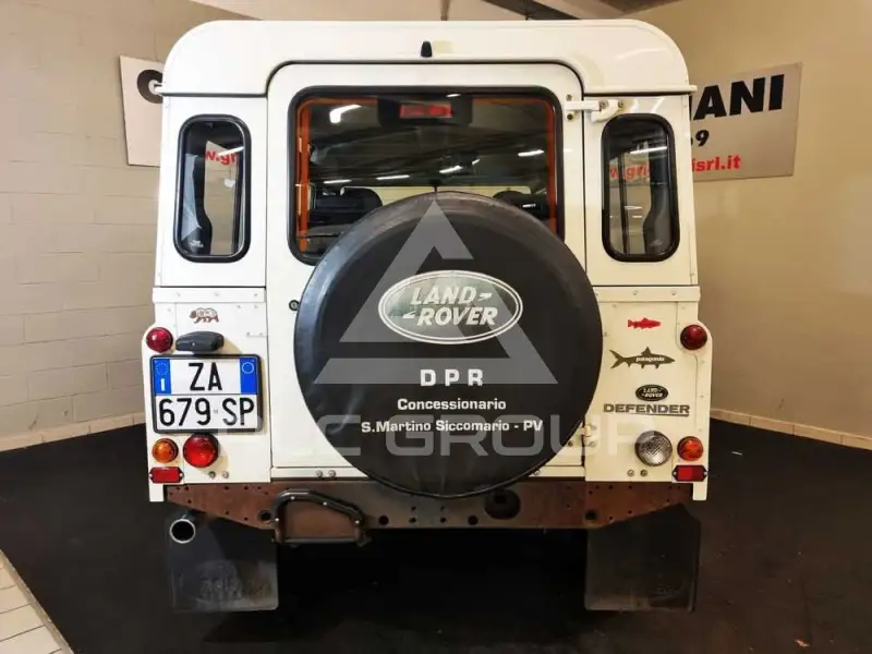 2010 Land Rover DEFENDER