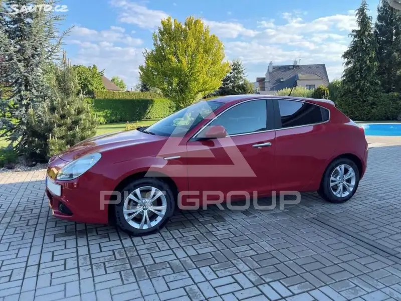 2010 Alfa Romeo Giulia