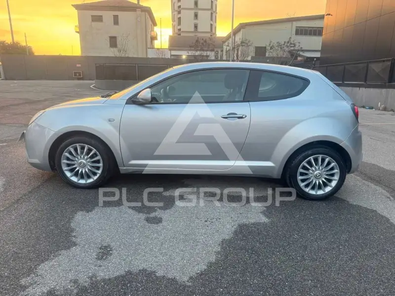 2010 Alfa Romeo Mito