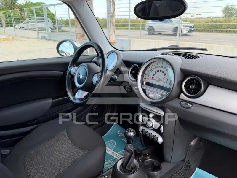 2010 Mini COOPER