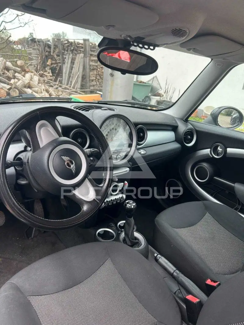 2010 Mini COOPER