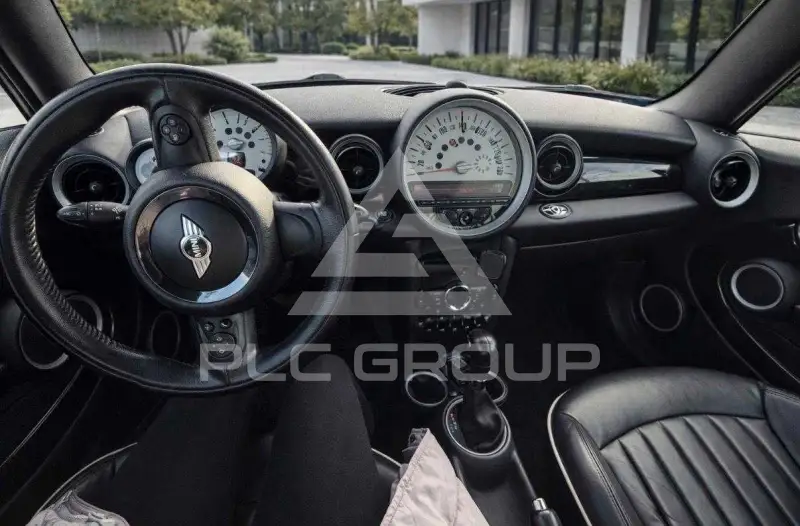 2010 Mini COOPER