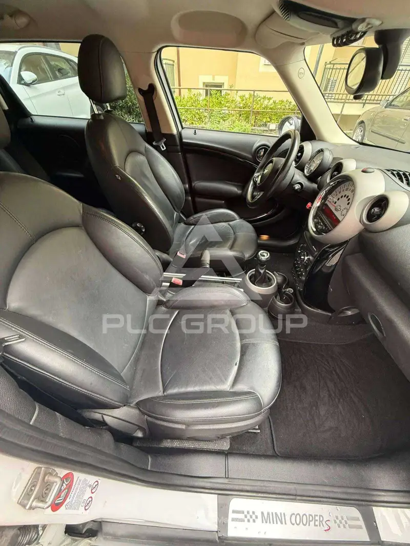 2010 Mini COOPER