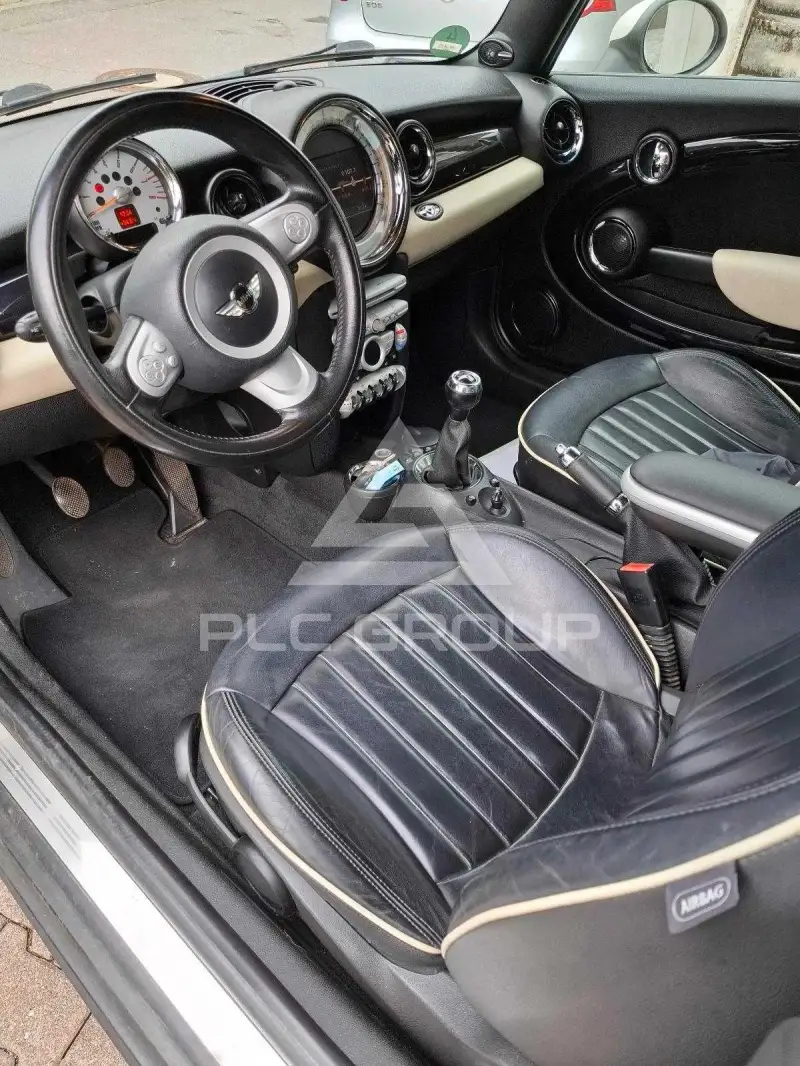 2010 Mini COOPER