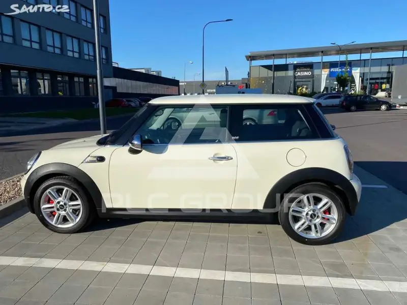 2010 Mini COOPER