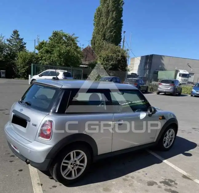 2010 Mini COOPER