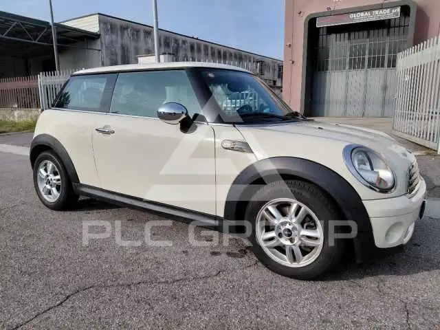 2010 Mini COOPER