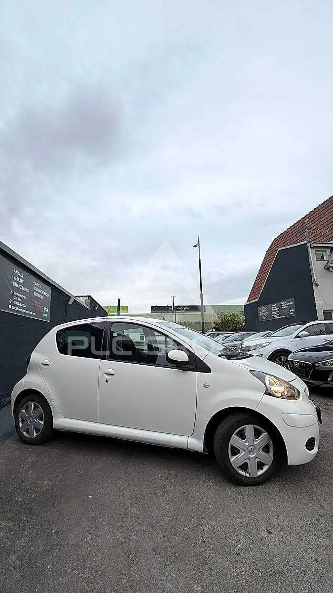 2010 Toyota AYGO