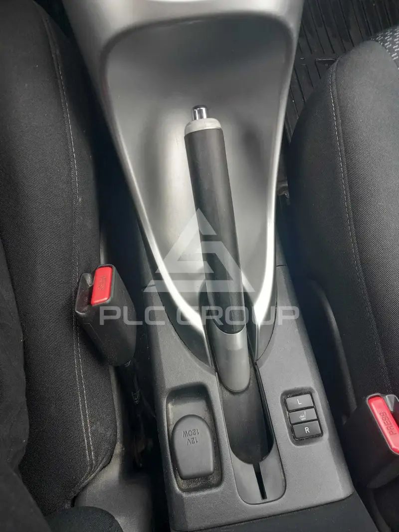 2010 Toyota AURIS