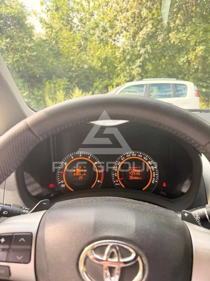 2010 Toyota AURIS