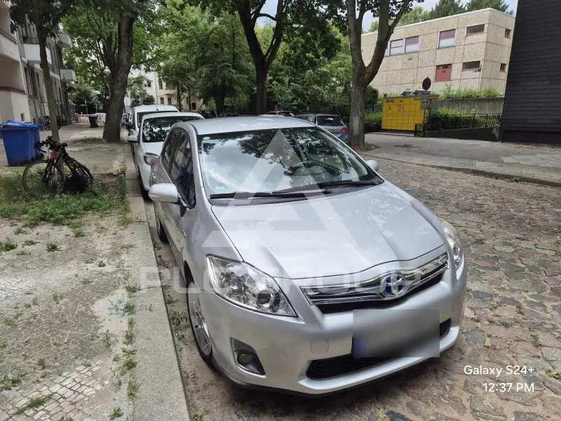 2010 Toyota AURIS