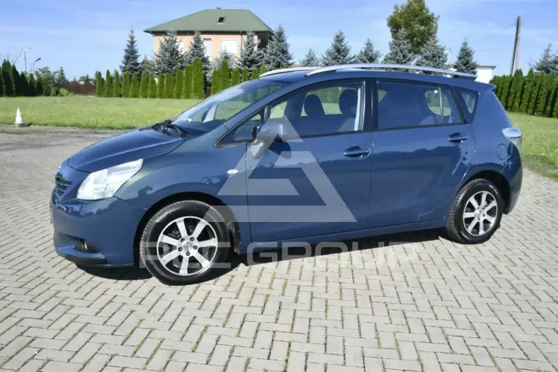 2010 Toyota VERSO