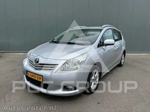 2010 Toyota VERSO