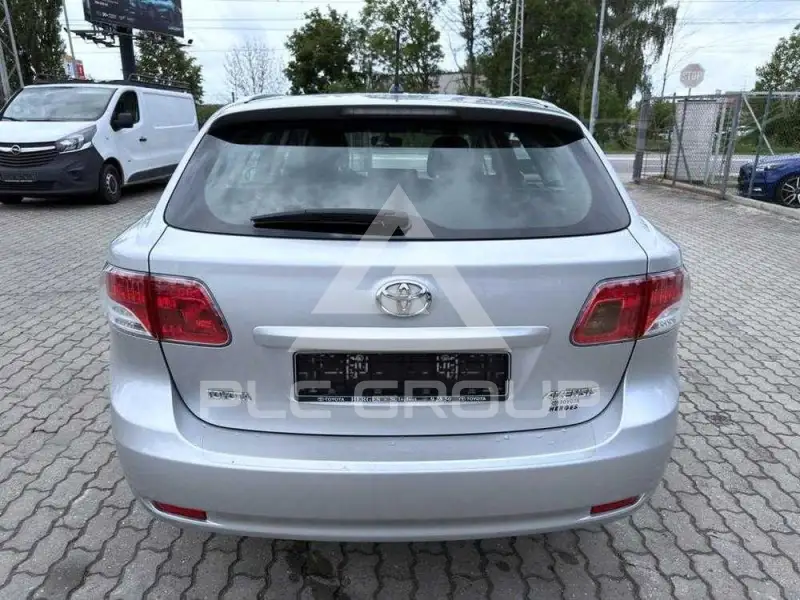 2010 Toyota Avensis