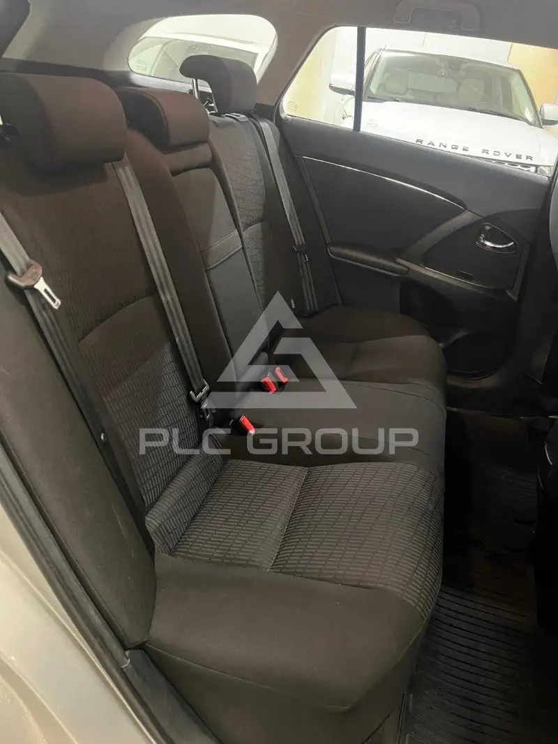 2010 Toyota Avensis
