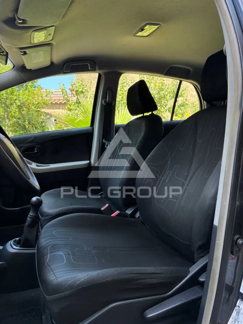 2010 Toyota YARIS
