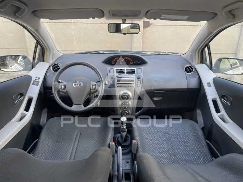 2010 Toyota YARIS