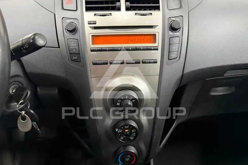2010 Toyota YARIS