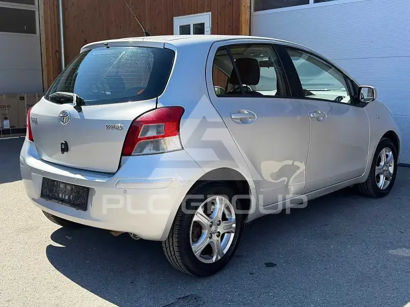 2010 Toyota YARIS
