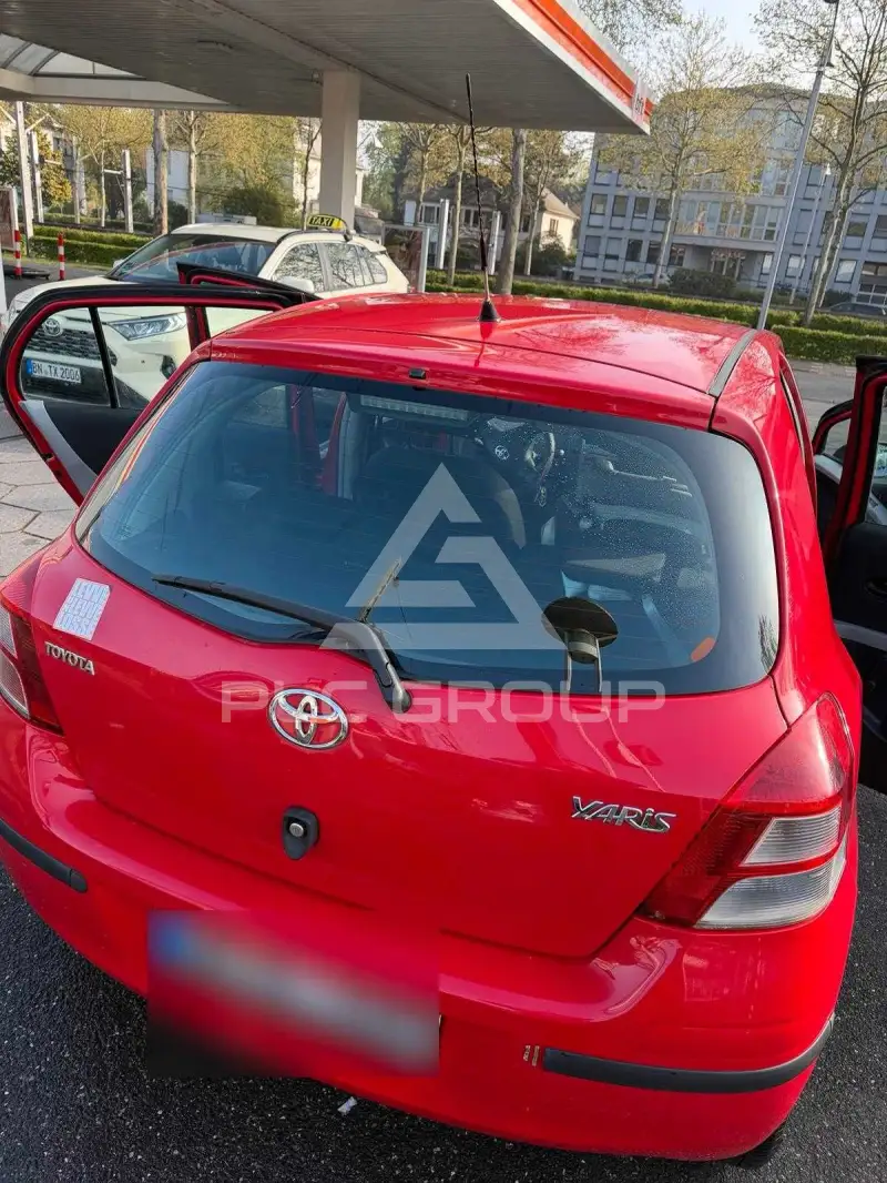 2010 Toyota YARIS