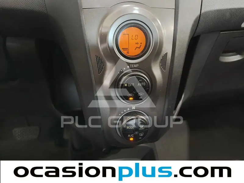 2010 Toyota YARIS