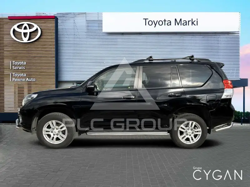 2010 Toyota LAND CRUISER