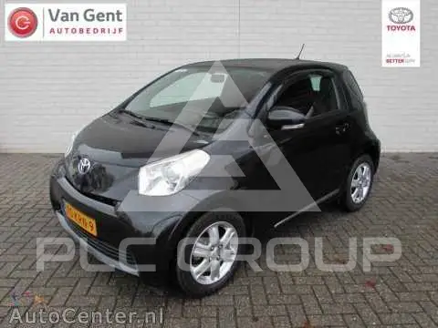 2010 Toyota IQ