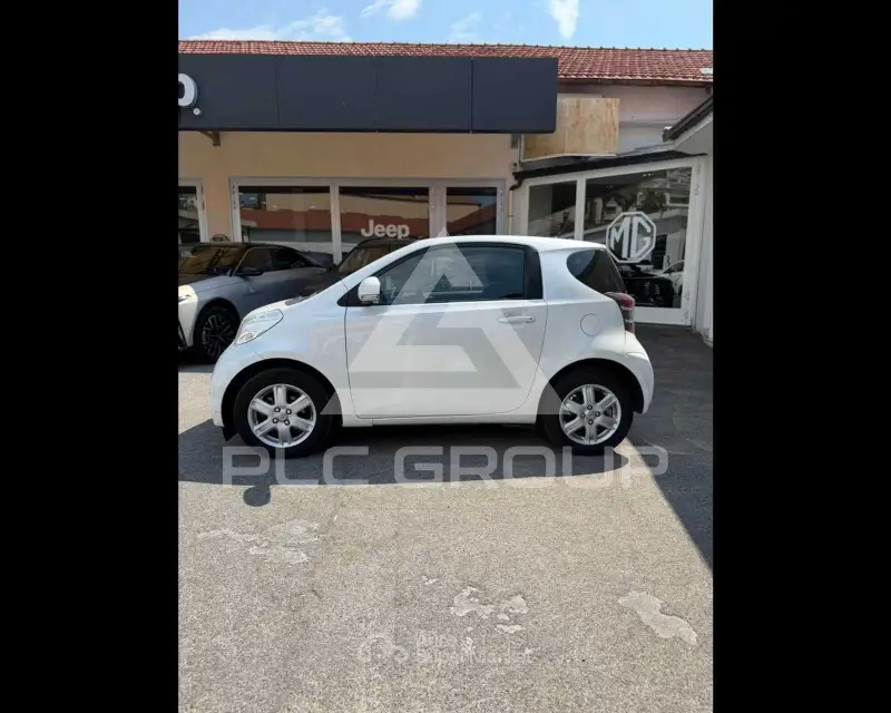 2010 Toyota IQ
