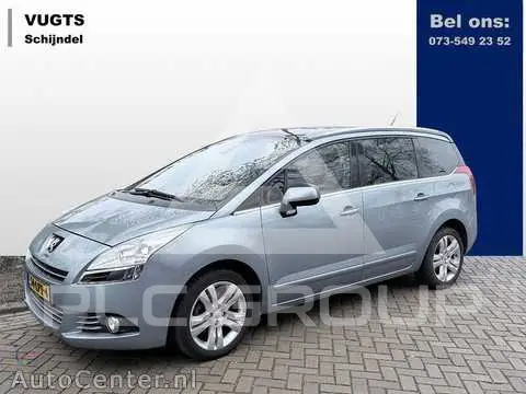 2010 Peugeot 5008