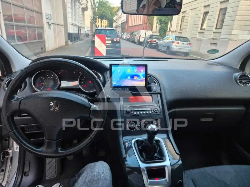 2010 Peugeot 5008