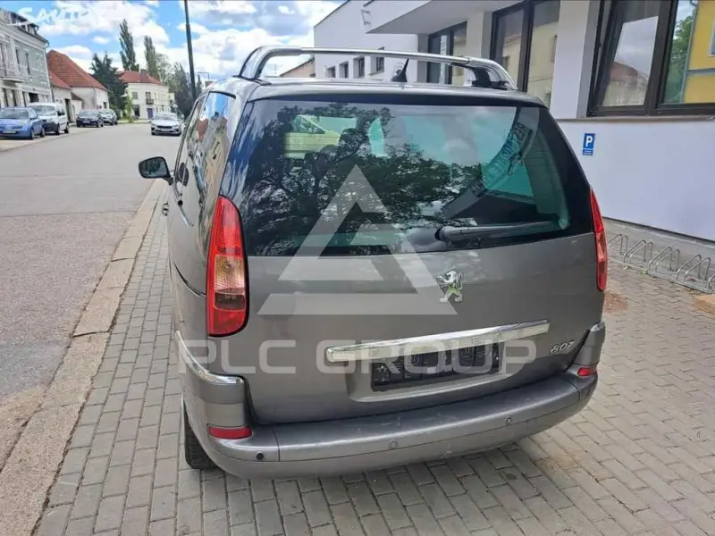 2010 Peugeot 807