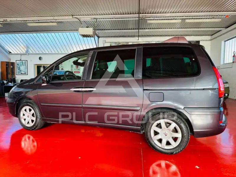2010 Peugeot 807