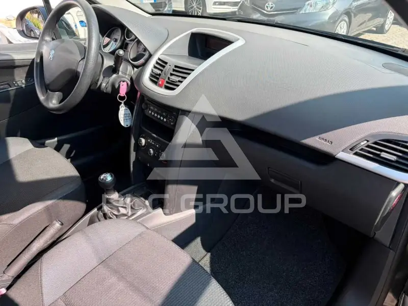 2010 Peugeot 207